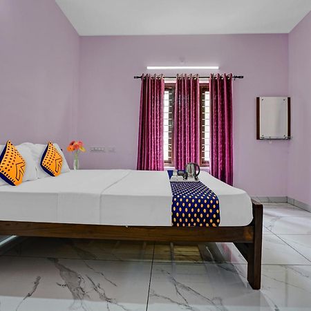 Spot On Shalom Palace Residency Neriyamangalam Exteriér fotografie